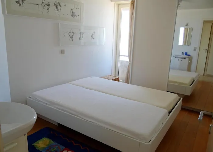 Appartement Attic In By The